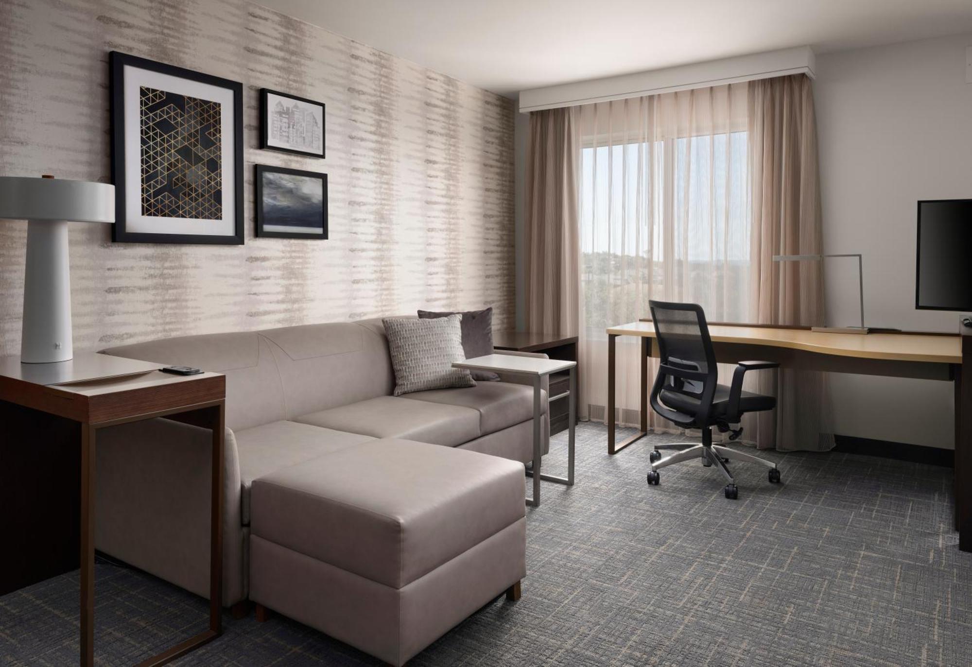 Residence Inn By Marriott Austin Lake Austin/River Place Four Points Exterior photo
