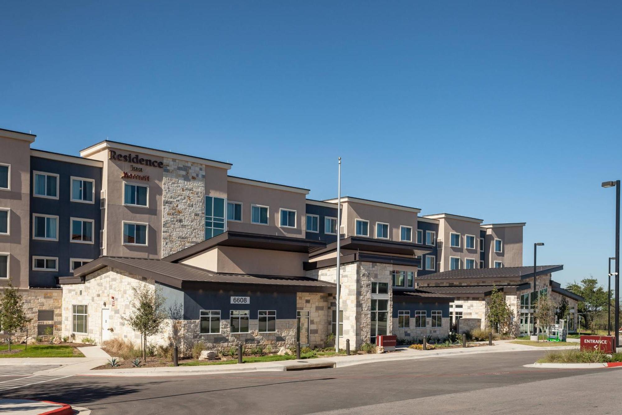 Residence Inn By Marriott Austin Lake Austin/River Place Four Points Exterior photo