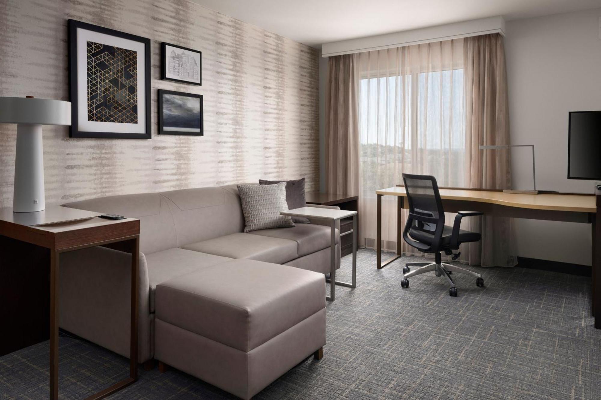 Residence Inn By Marriott Austin Lake Austin/River Place Four Points Exterior photo